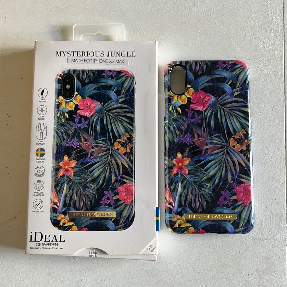 iPhone Mysterious Jungle XS Max case